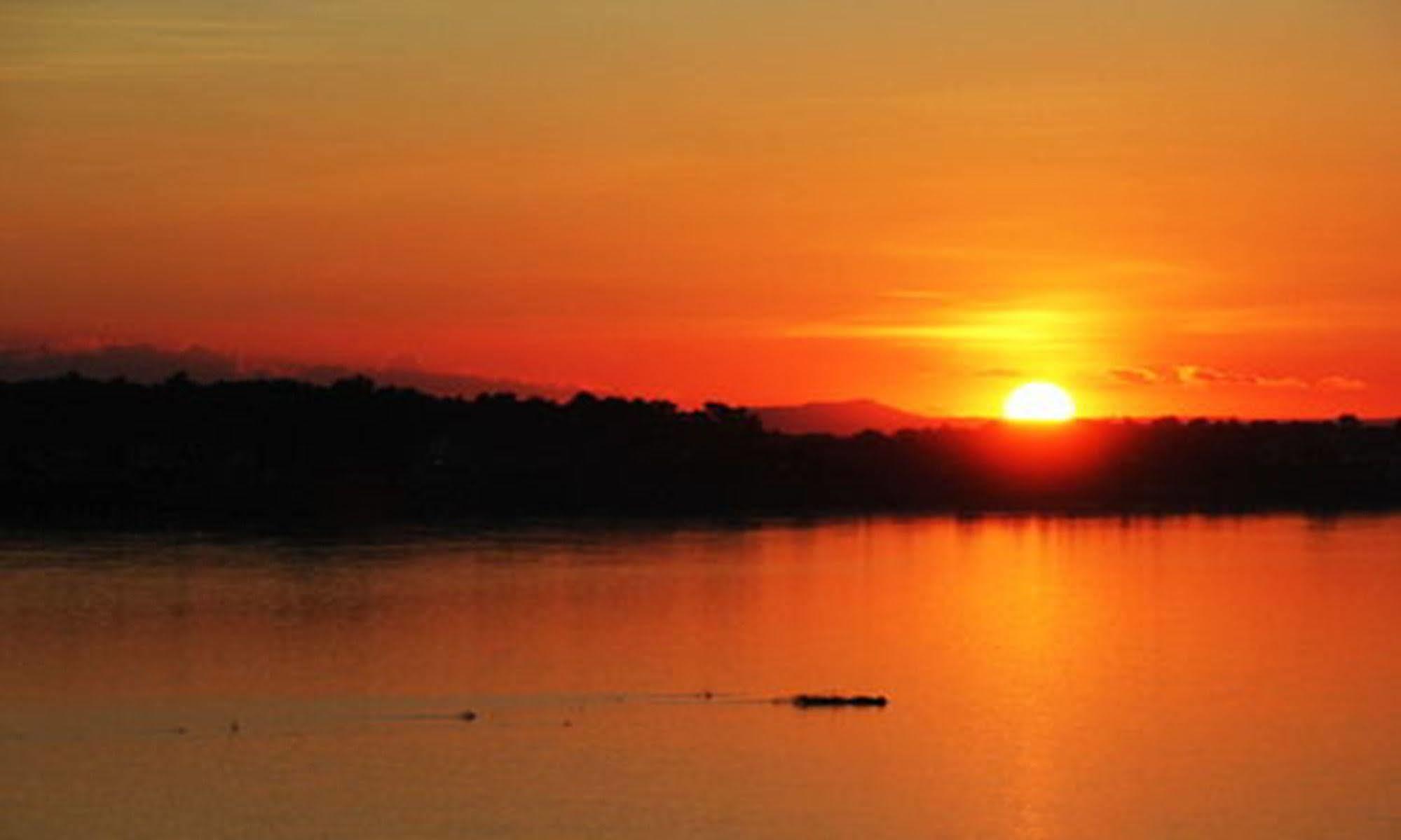 Suksavanh River 2 Hotel Ban Nongdouang Bagian luar foto